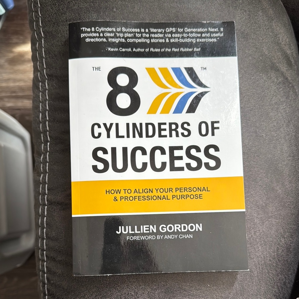 USED The 8 Cylinders of Success Book